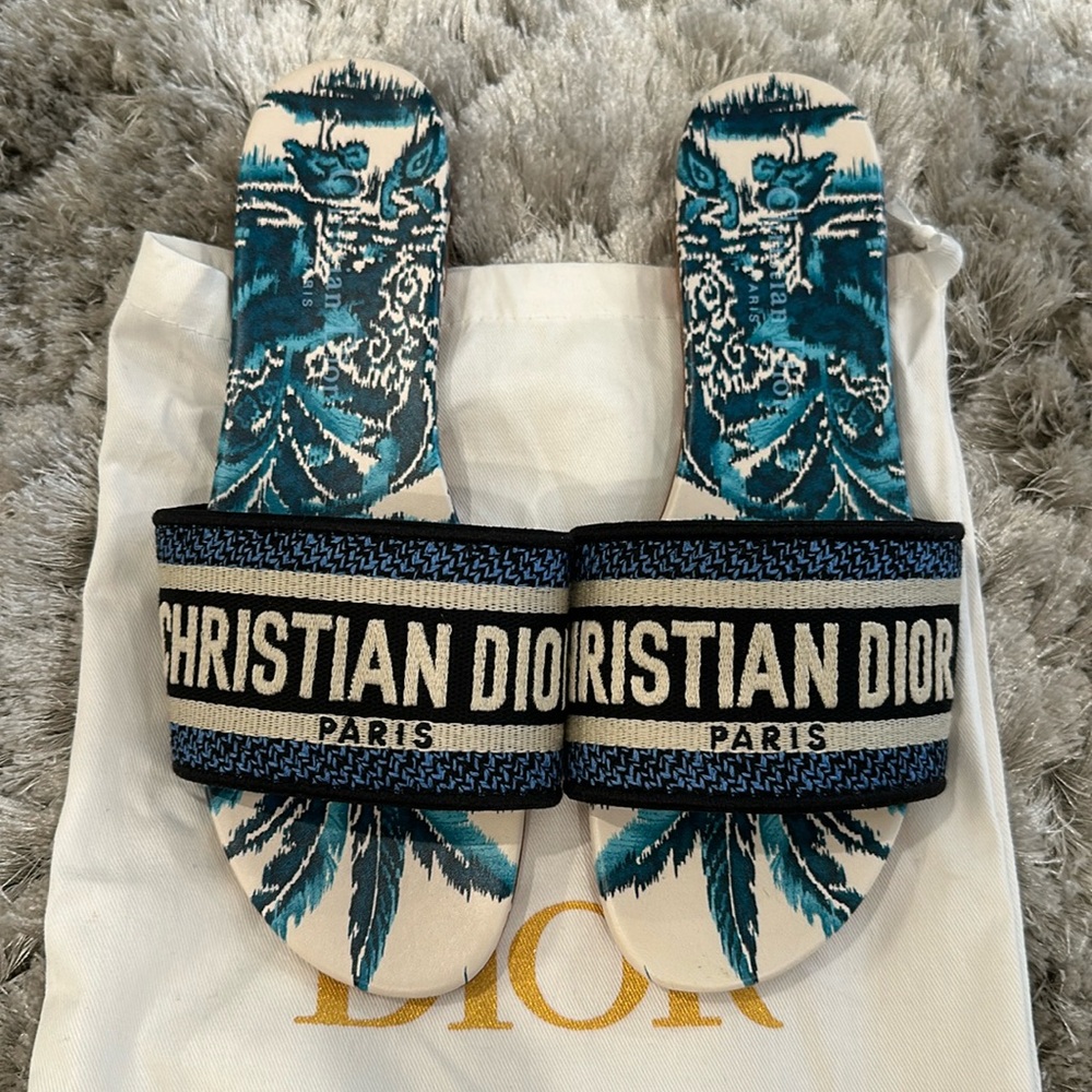 Dway Palms motif sandal slides size 38